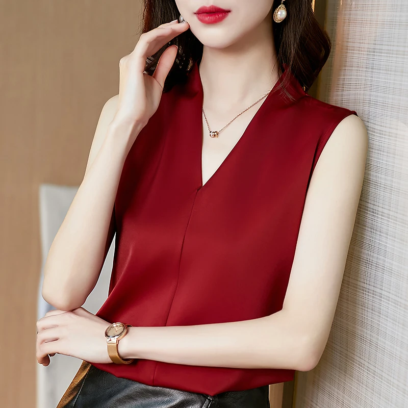 Casual Solid Color Sleeveless Shirts 2024 Summer Satin Blouse Women Tops V Neck Women Clothing Casual Ladies Shirts 13381