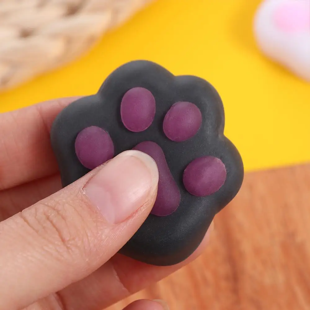 Novelty Sensory Mini Cat Paw Squeeze Silicone Fidget Cartoon Fidget TPR 3D Pinch Decompression Children