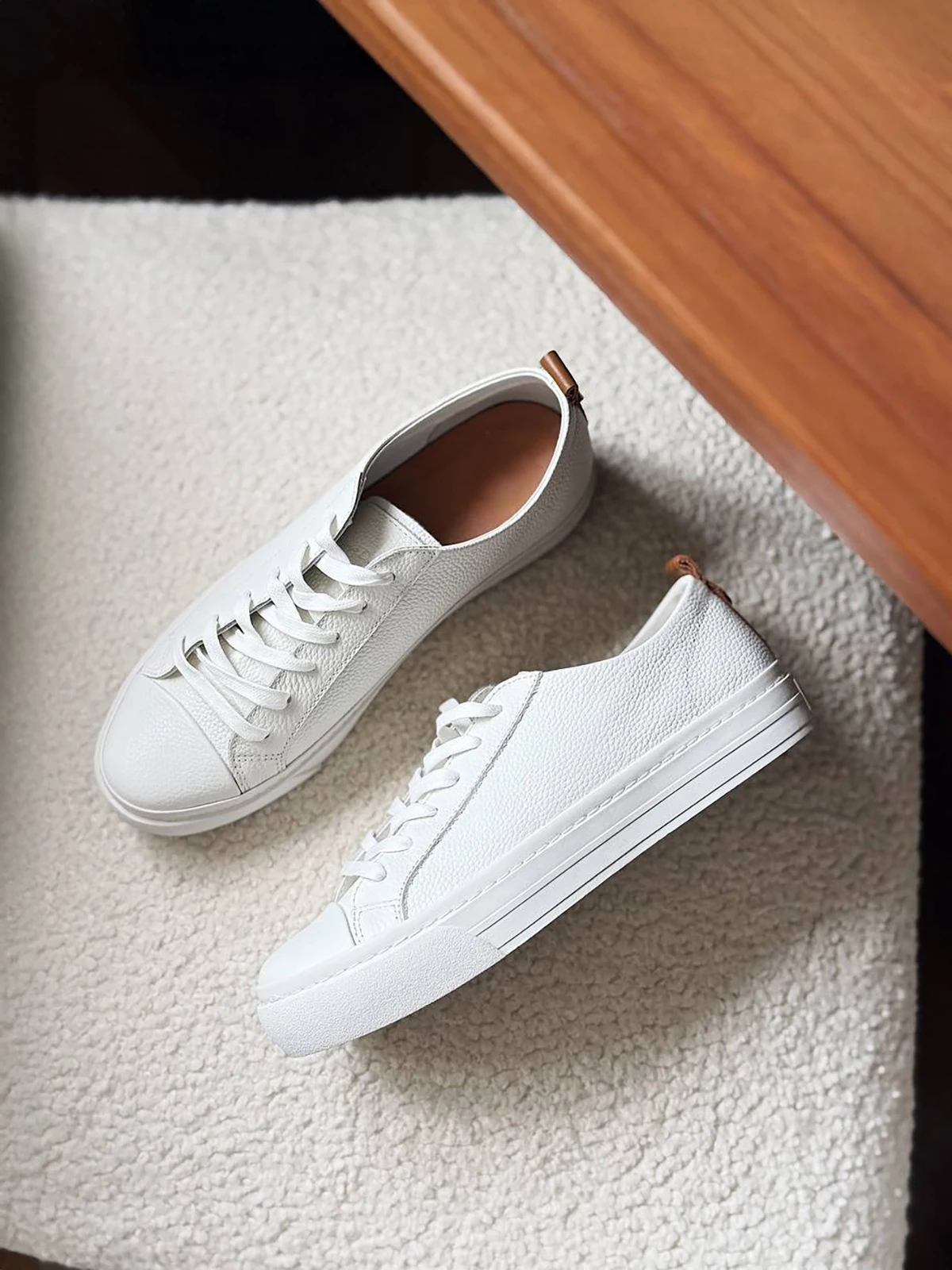 

Women's Vulcanize Shoes 2025 New Spring/Autumn Genuine Leather Sneaker Casual Simple Lace-up Solid Basic Women Shoes