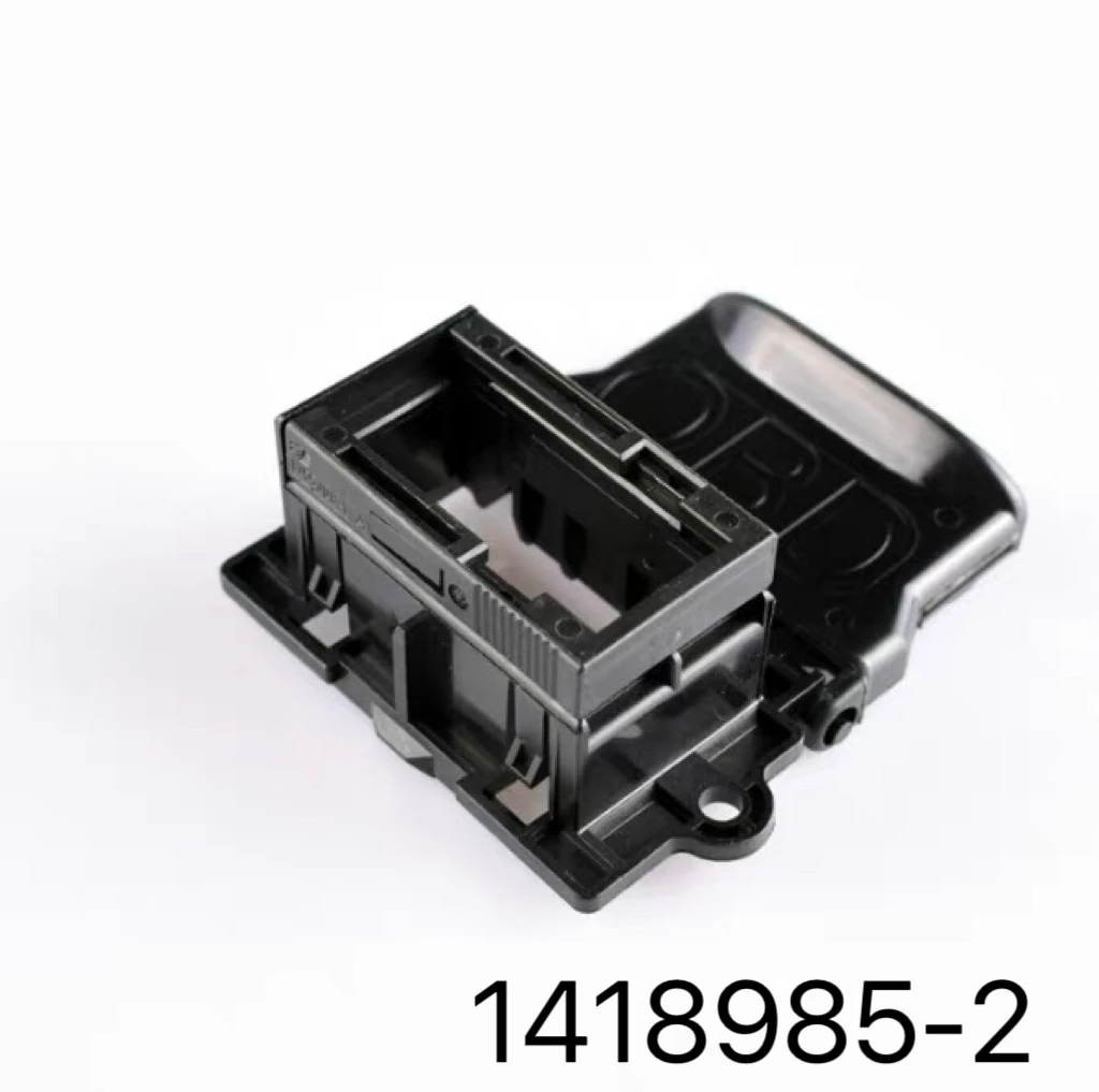 1418985-2 TE Automotive Connector Caps & Covers, Cable Clamp, Black, PBT GF, -40 – 302 °F [-40 – 150 °C], Junior Power Timer