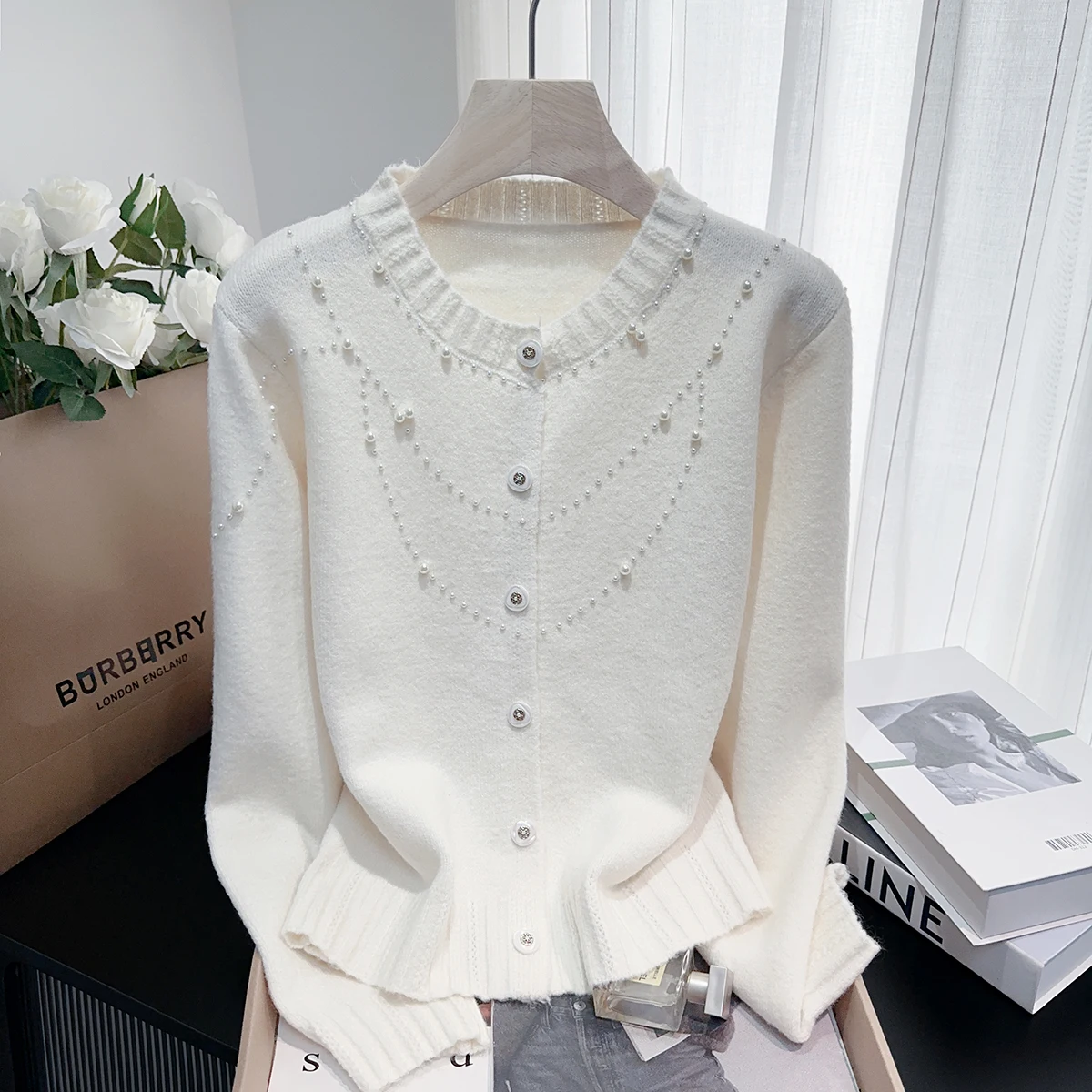 

Lazy Style Harajuku Casual Cardigan Single Breasted V-Neck Sweaters Autumn Winter Loose Long Sleeved Tops Women Knit Coat