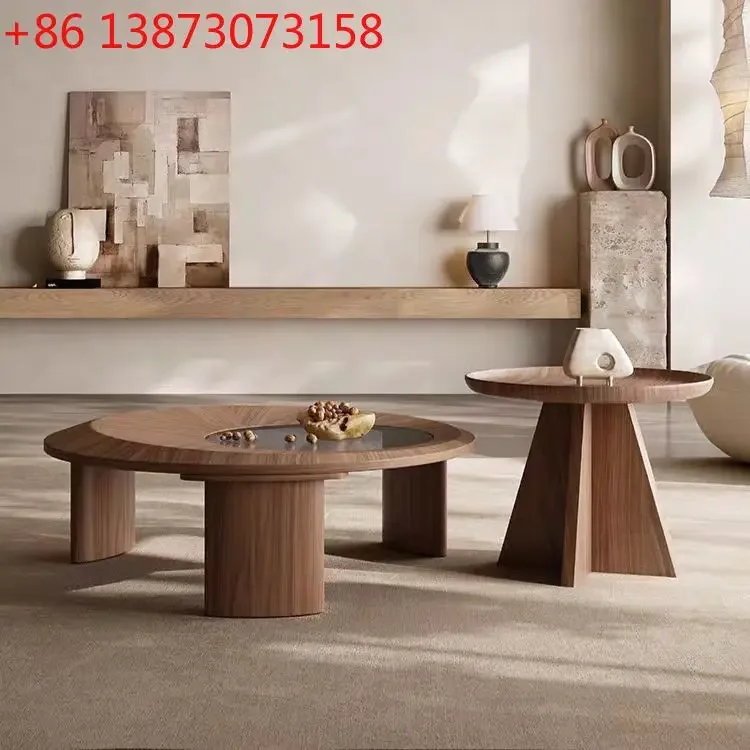 

Комплект дизайнерских журнальных столиков для гостиной: круглый столик цвета орех и приставной столик к дивану