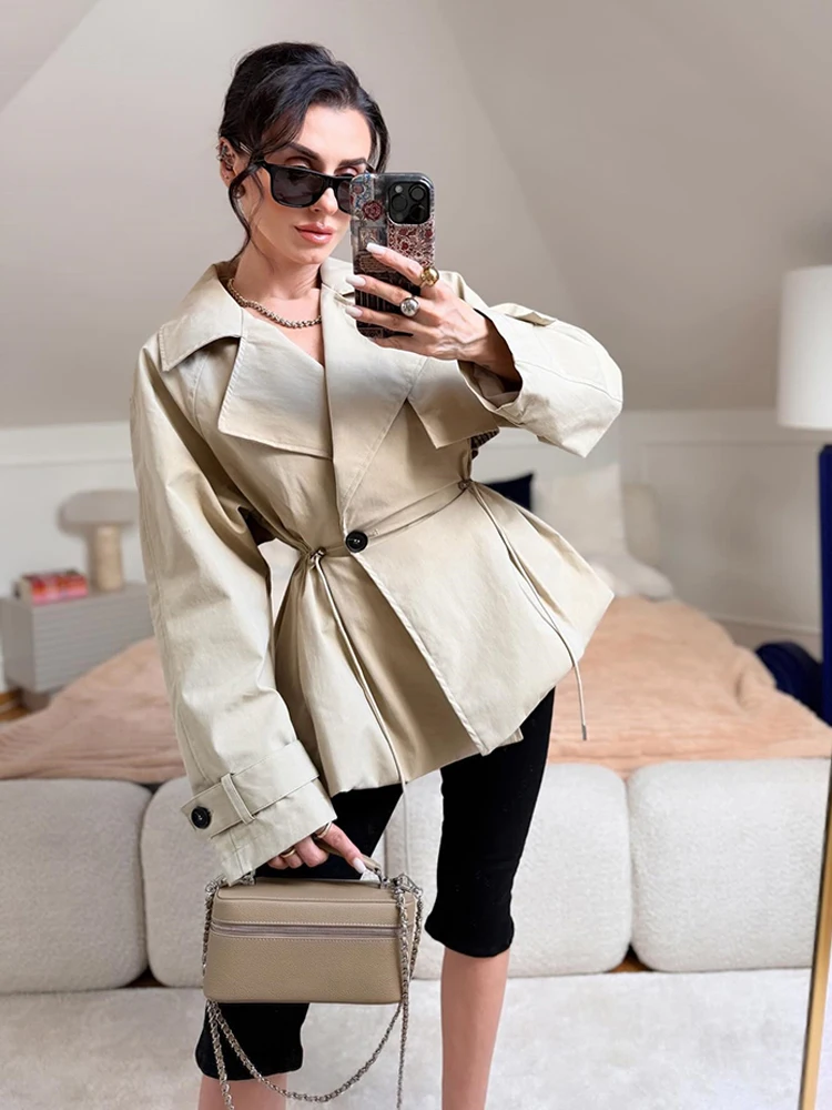 Damen Kurzer Trenchcoat mit Reverskragen, Taillengürtel, Verstellbarem Kordelzug, Schmaler Passform, Windbreaker, Langarm, Lässige Herbstjacke