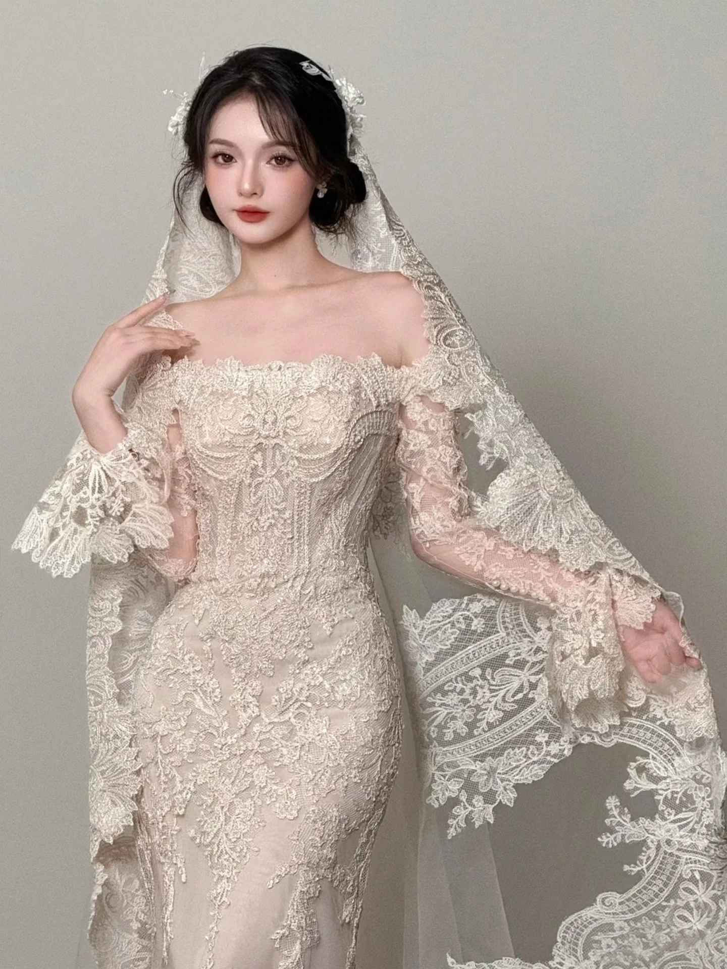 off-Shoulder Wedding Dress Bride 2026 New Main Yarn Fishtail French Advanced Texture Light Dress Welcome Retro out