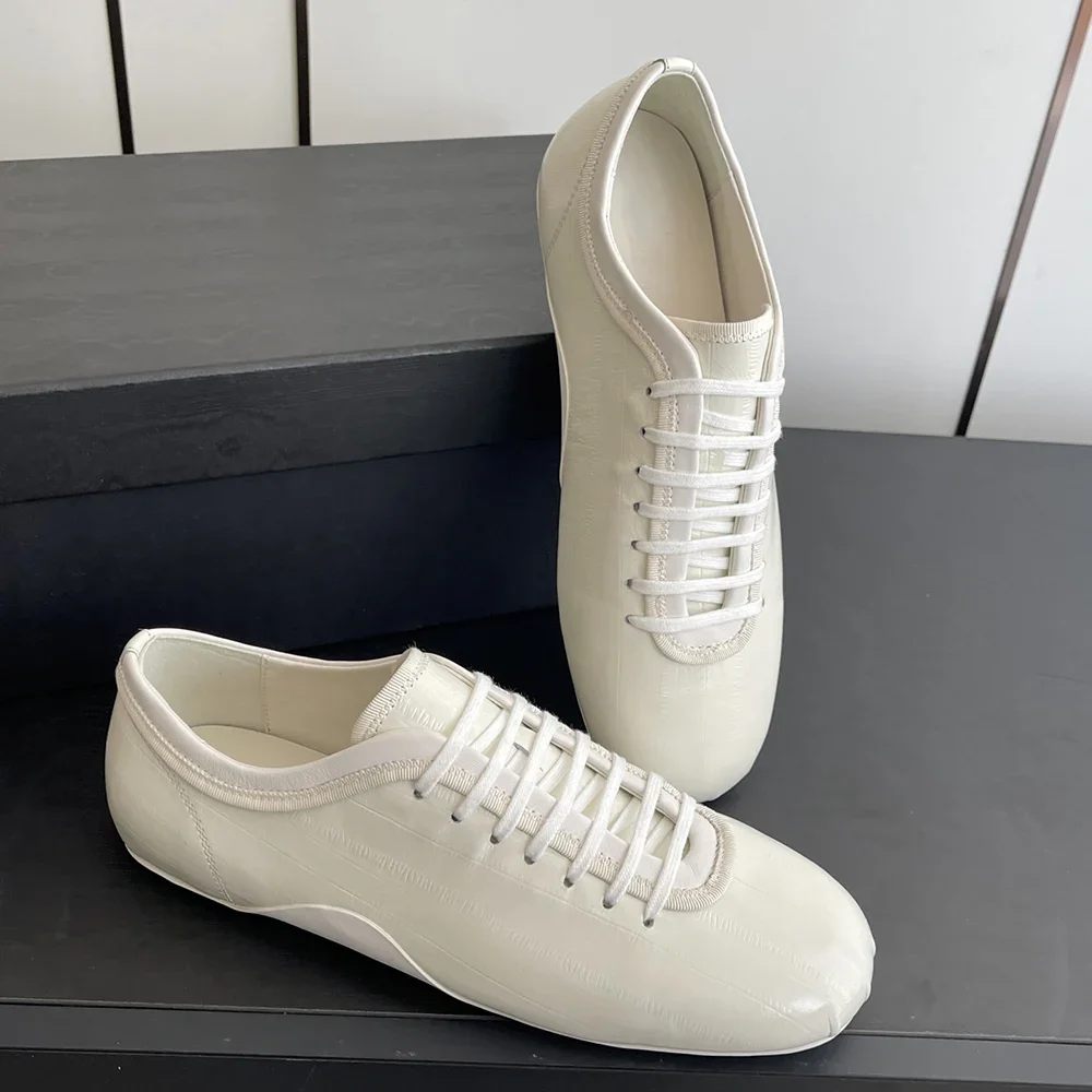 2026 High-Quality Luxury Designer Women's Leather Comfortable Flat Shoes Outdoor Casual Sports White Shoes