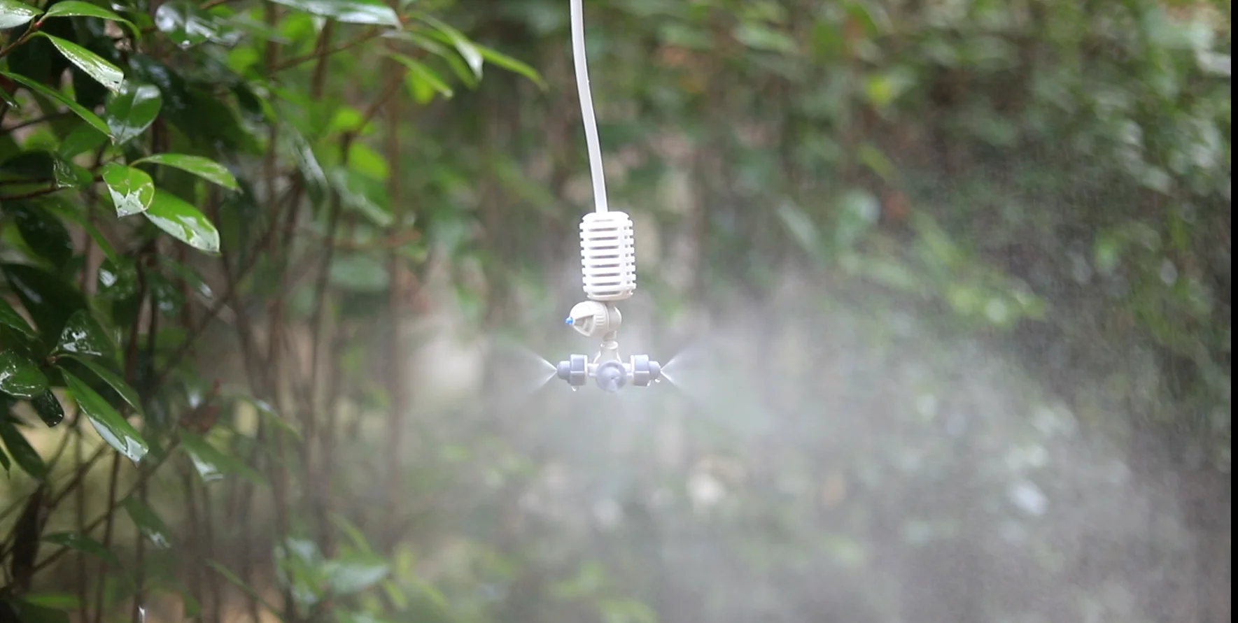 4/7mm Hanging Irrigation Cross Atomizing Nozzle, Drip Irrigation Garden Greenhouse Indoor Humidifier with Valve Anti-Drip Nozzle