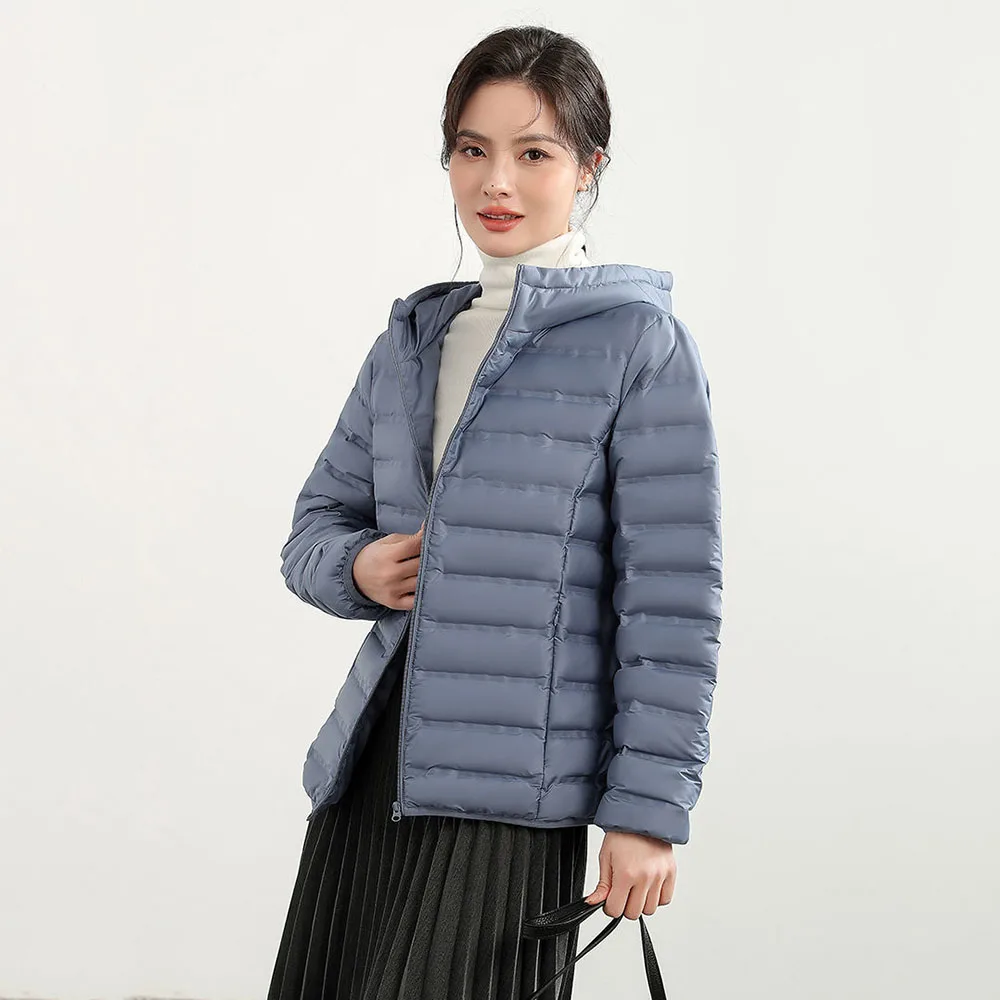 (Down jacket foundry) Duck Down Jacket Female Short Fashion Hooded Slim Gradient Warm Temperament Coat Female Tide.