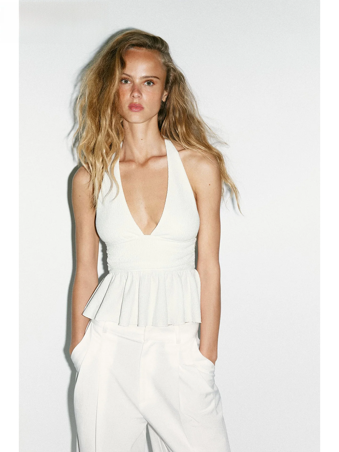 

ZAPRHA 2025 Summer New Sexy Girl Spicy Bal Multi-Layer Decoration Collar Hanging Neline Versatile Top Women's Vest