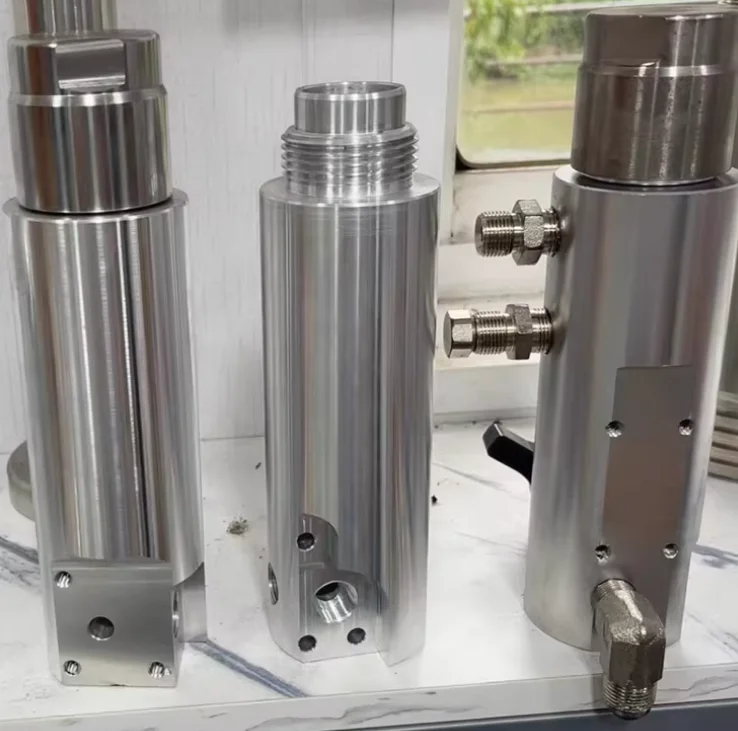 

1Pc Professional Airless Spray Gun 395-695 Series with Filter Assembly and Parts