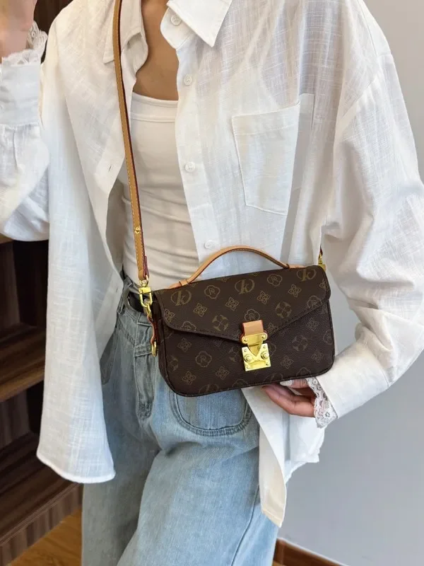 

2026s crossbody bag senior sense retro women's handbag hot chain shoulder bag all kinds of clash color small bag