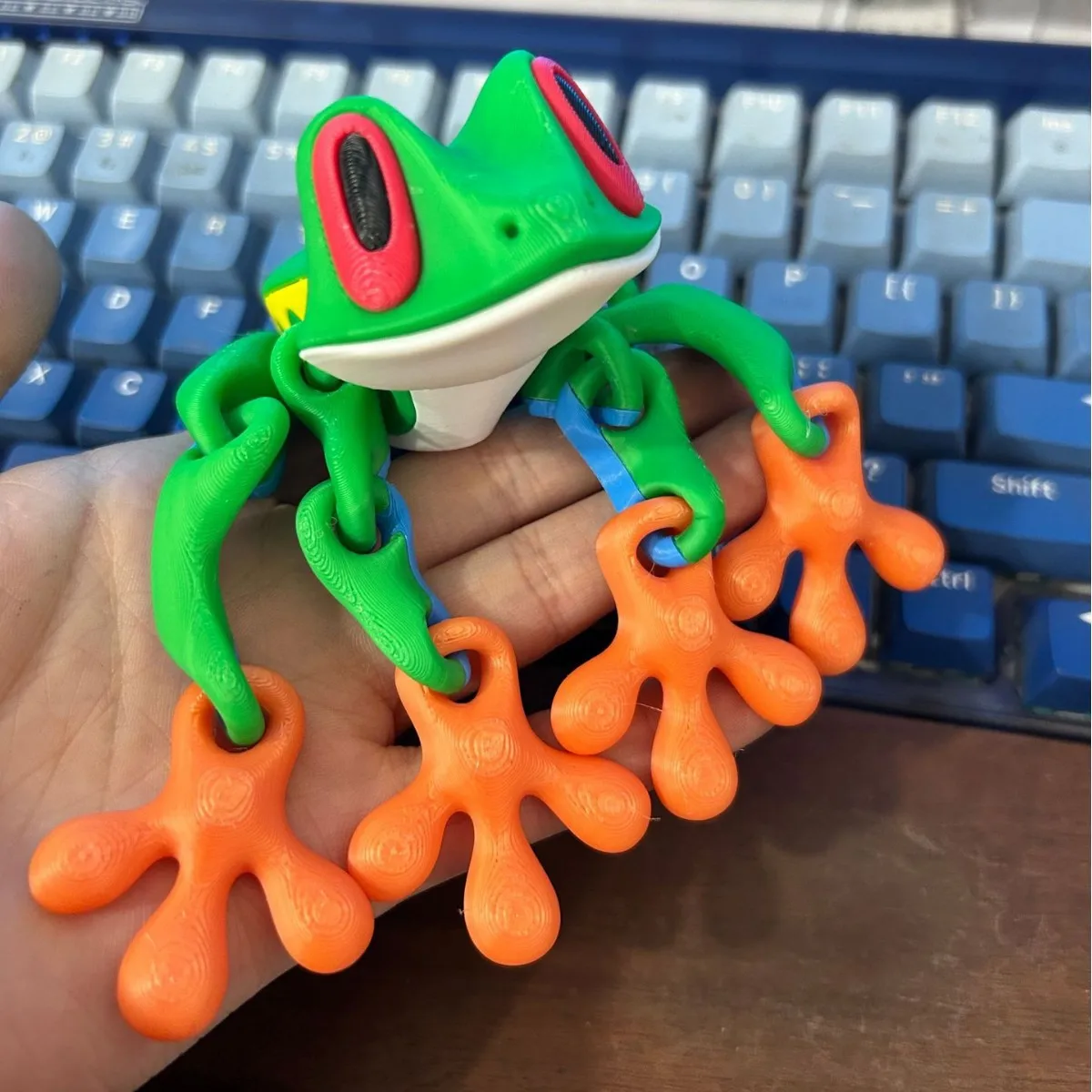 Large size 3D frog refrigerator magnet (length 21 cm, width 5 cm) suitable as a holiday gift, home decoration