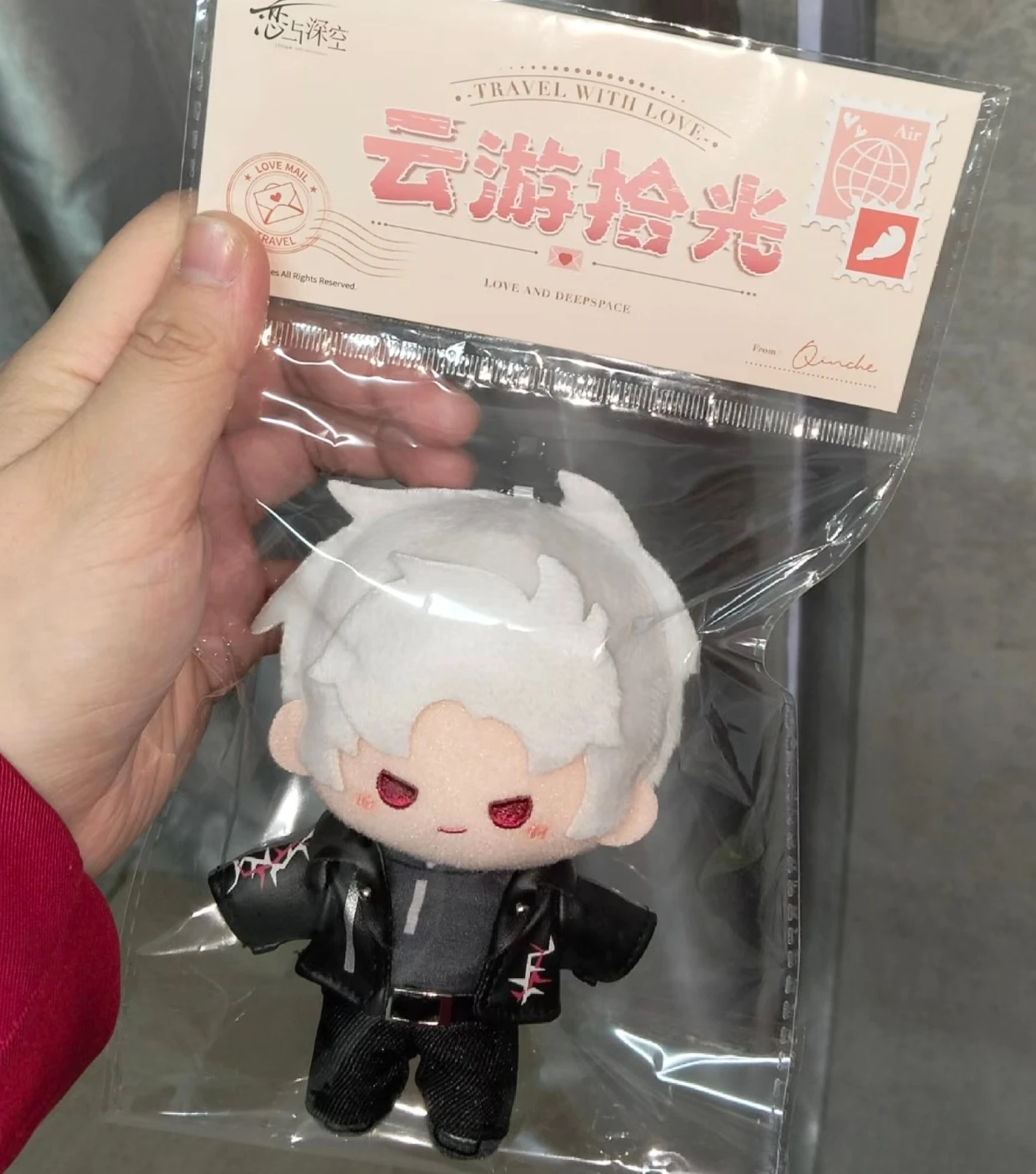 Officieel op voorraad Love and Deepspace Wander in Wonder Sylus Roterende standaard Paspoorthouder Badge Bagagelabel Kaarthanger