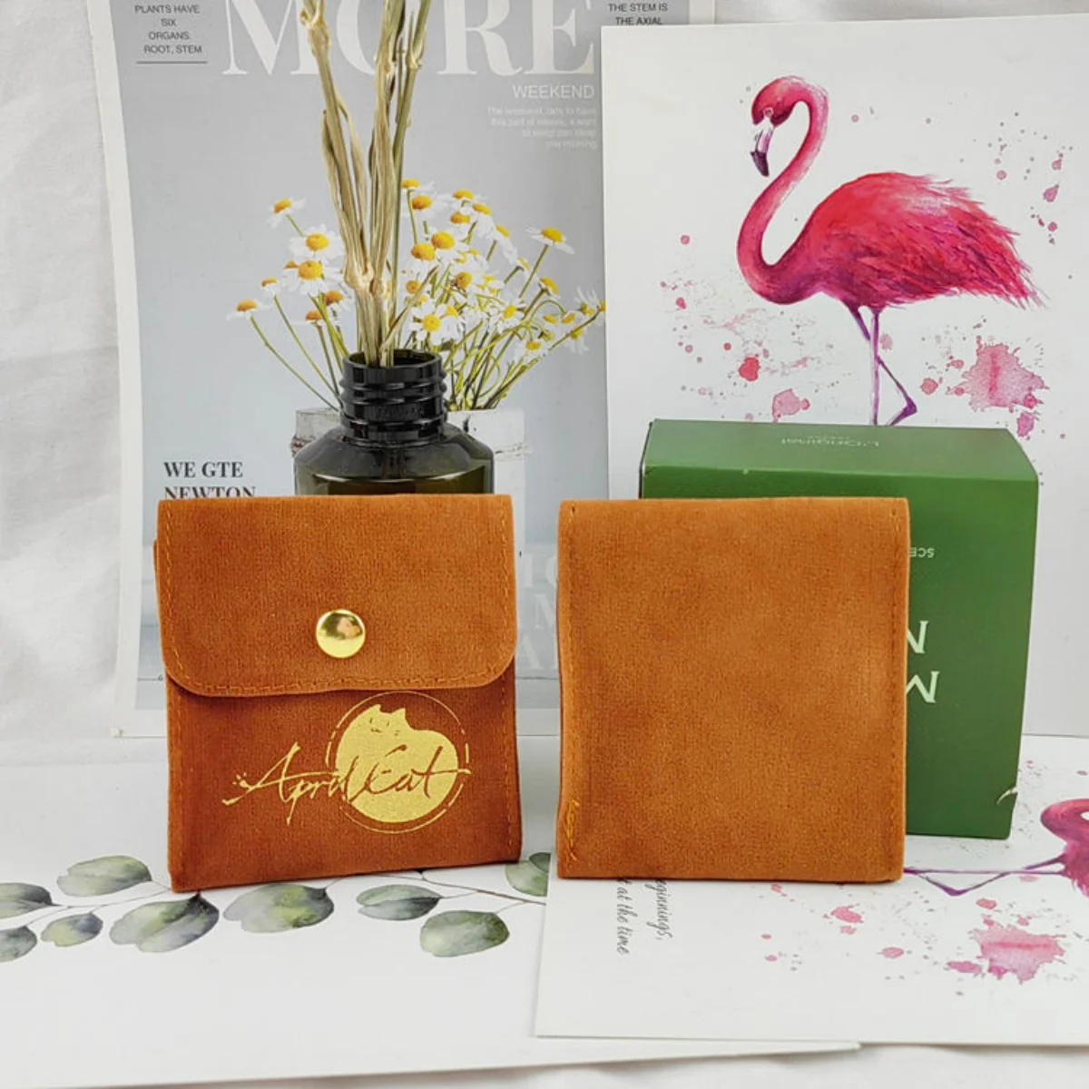 

100pcs Beige Drawstring Velvet Bag Suede Flannel Jewelry Pouch 7x9/8x10/9X12/10x15cm Gift Display Packing Personalized Sachet