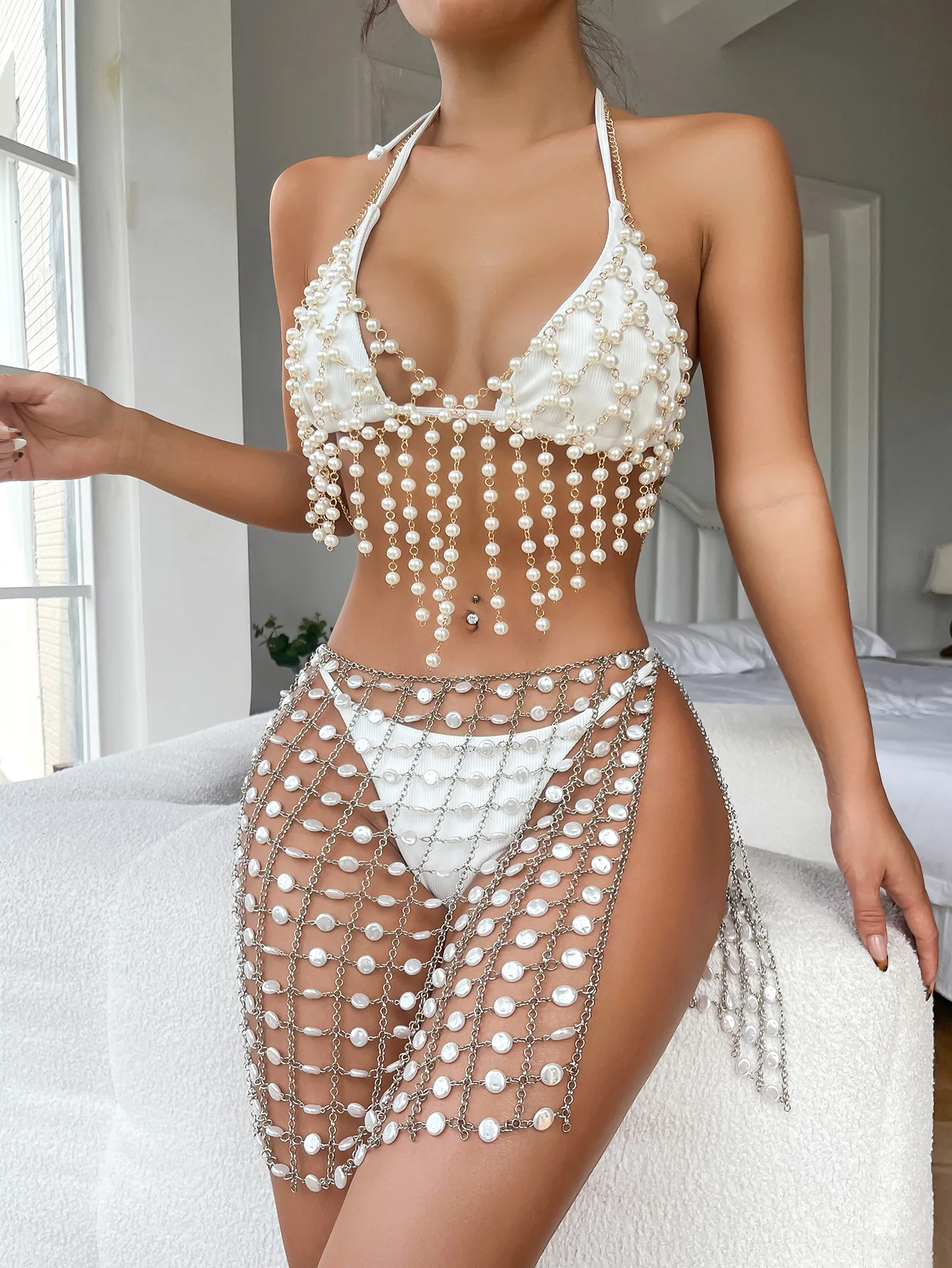 Women 2PC Sets Imitation Pearl Bead Body Chain Hand -tandem Hang Neck Metal Straps Tassel Top and SideSeam Split  Mini Skirt