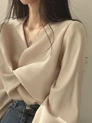 Spring Chic Women's Long Sleeve V-Neck Loose Fitting Chiffon Shirt Design Sensation Pleated Slimming Korean Style Office Wear