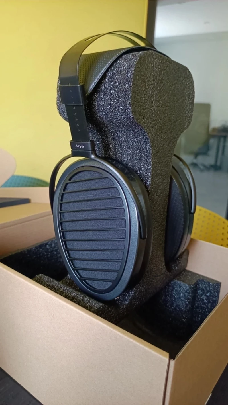 Tablet diaphragm, headset, fever, music production, computer universal