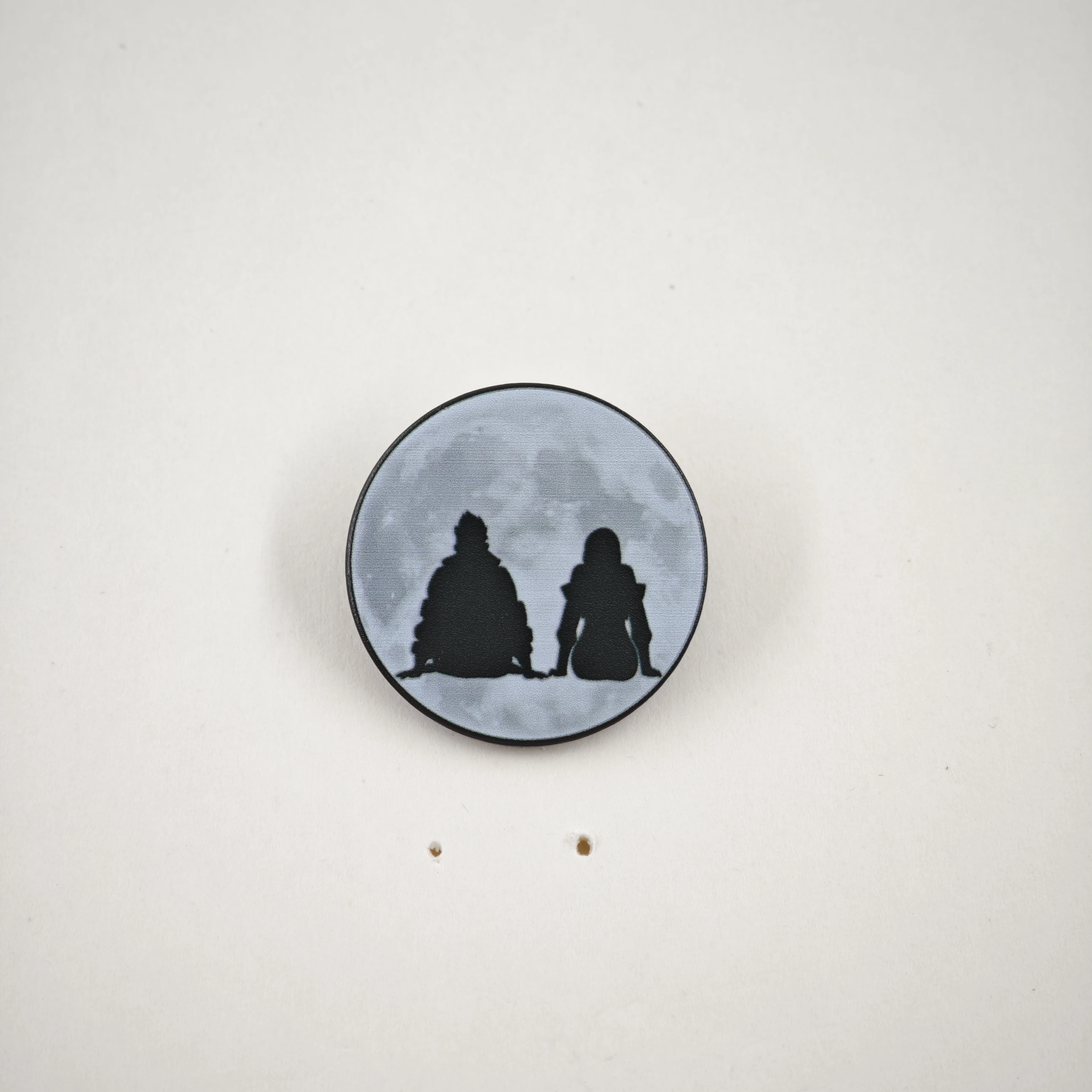 Punk-Edgerunners Brosche David Lucy Mondlicht-Silhouette Metall-Abzeichen Vollmond Emaille-Pin Gamer-Fan-Geschenk – Detail 12