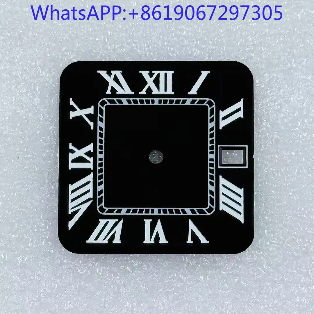 تم تعديل قرص التقويم الروماني المربع الجديد بقطر حرفي لساعة ميكانيكية مقاس 27 مم لتناسب حركة NH35