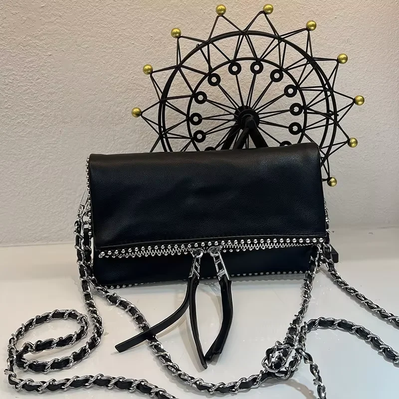 

ZV French Design Women's Bag Simple and Versatile Classic Wing Rivet Underarm Shoulder Bag Chain Small Square BagZV French Desig