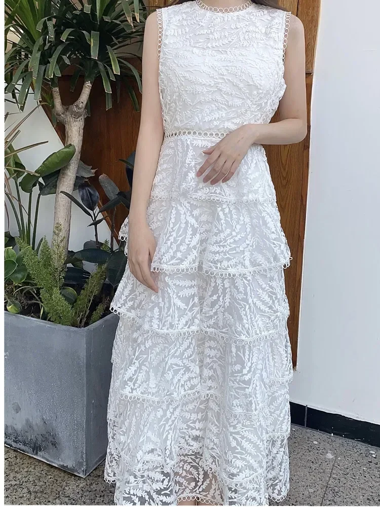 New Fashion Runway Summer Dress 2023 For Women's Bright Embroidered Mesh Vacation Dress Ladies Sleeveless Cake Dresses