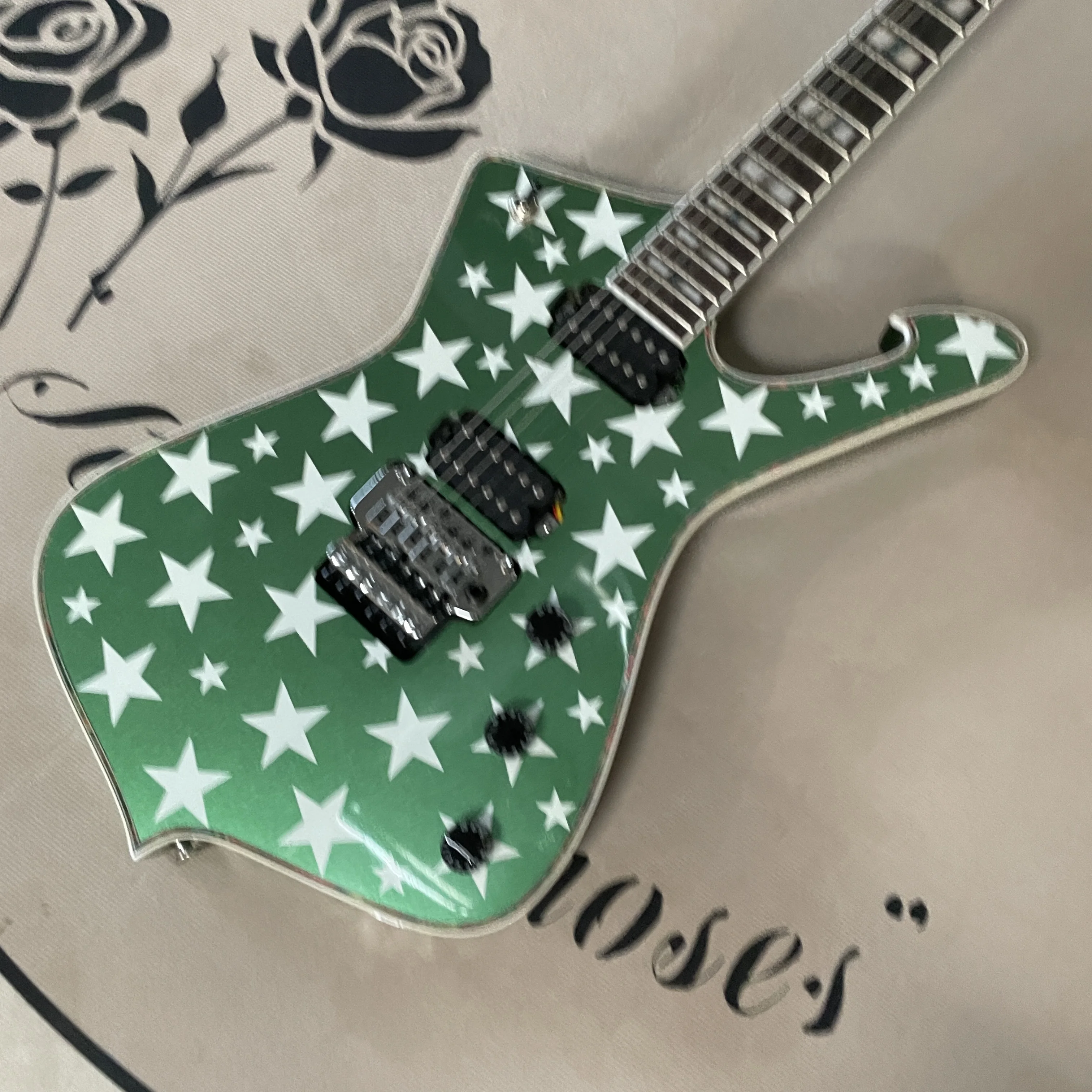 

Высококачественная металлическая зеленая 6-струнная электрогитара, гриф из палисандра, хромированная фурнитура, гитары Floyd Bridge