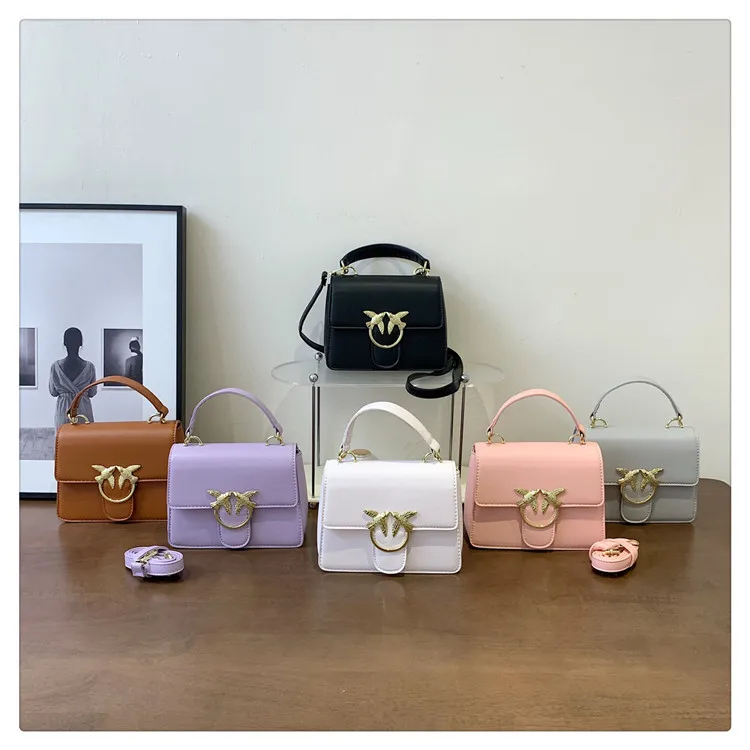 

Женская сумка-мессенджер в стиле ретро, весна 2024, новая модная сумка подмышки, маленькая квадратная сумка с иностранной текстурой, повседневная маленькая квадратная сумка