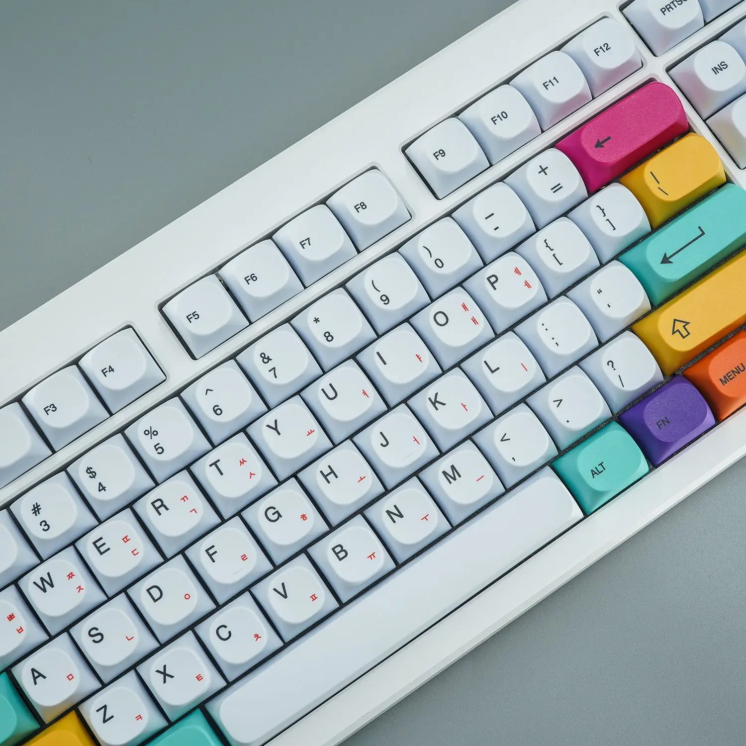 

Simple Korean Layout PBT Keycaps MA Profile Thermal Sublimation Colorful White Hangul Keycap for MX Switch Mechanical Keyboard