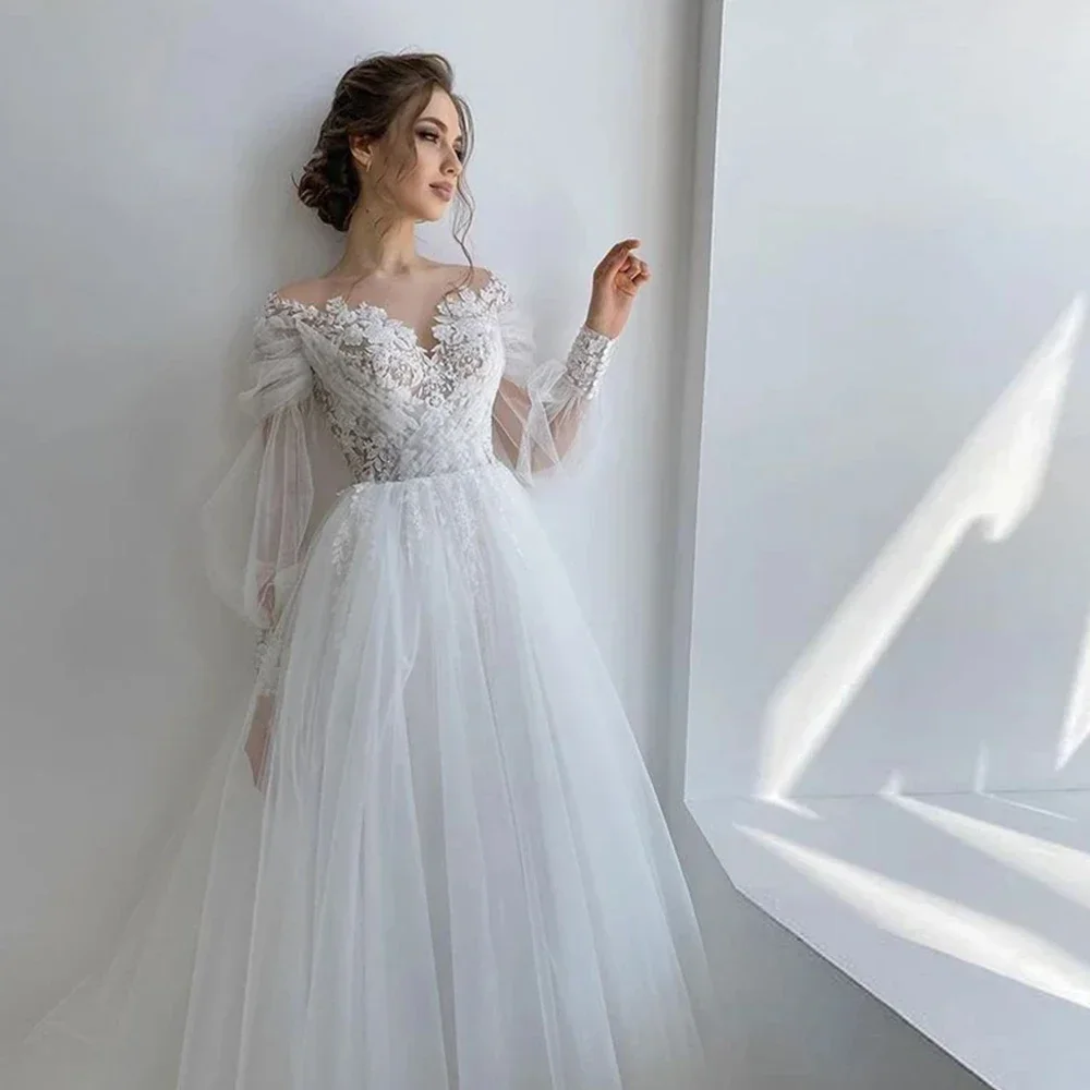 

Lace Long Sleeve V Neck A Line Bridal Wedding Dress Custom Made Illusion Back Appliques Tulle African Bridal Gowns Newest