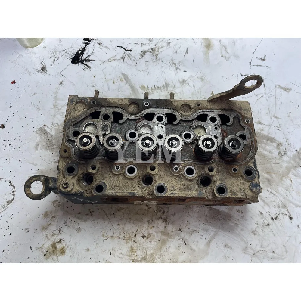 For Kubota diesel engine parts D1803 Cylinder Head Assy .