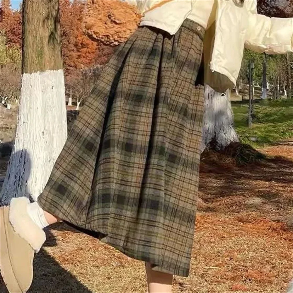Preppy Plaid Skirt Women High Waisted A Line Midi Skirt School Style Vintage Checkered Pencil Skirt Autumn Winter Student Outfit