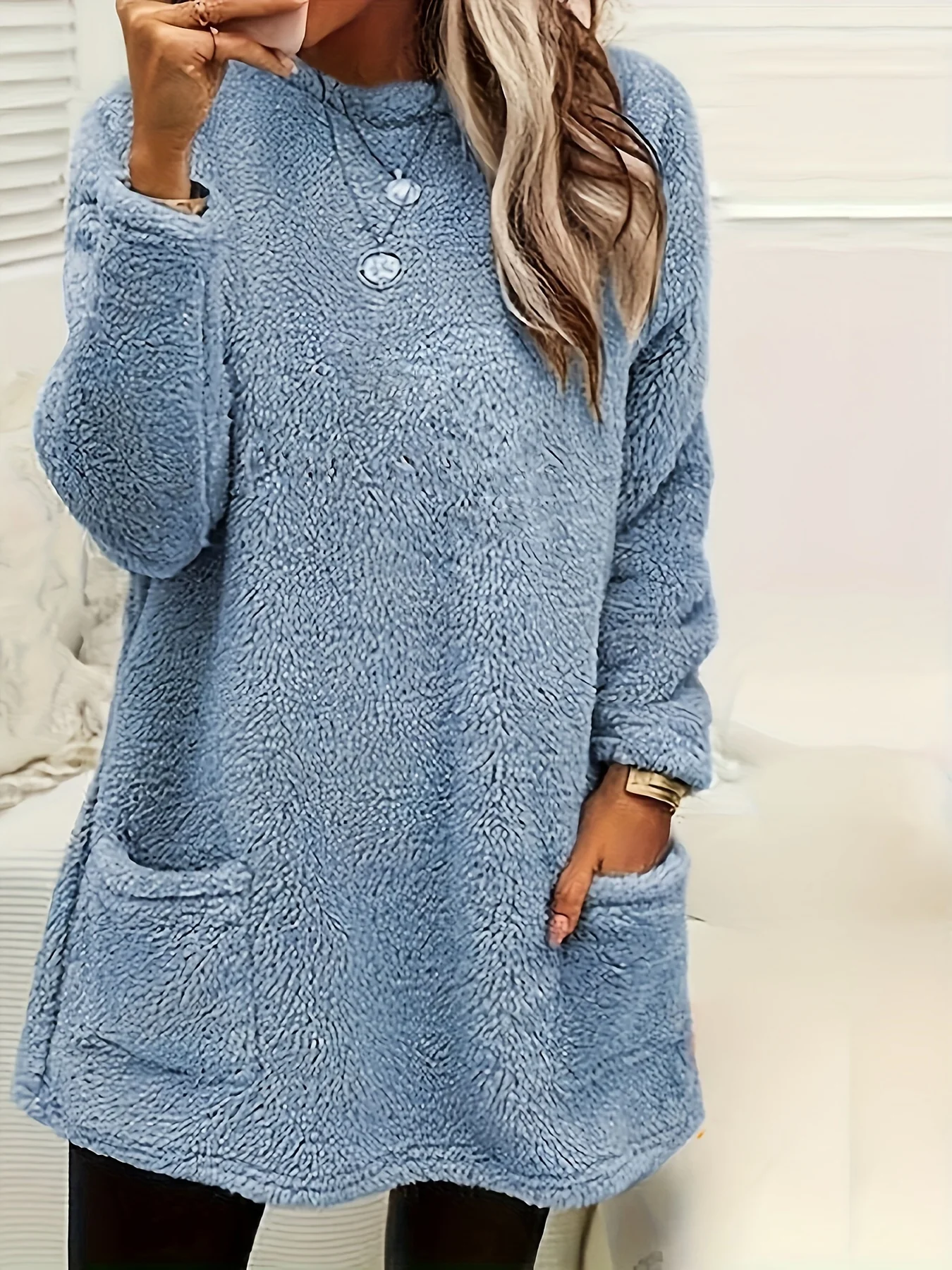 

Plus Size Women Fleece Sweatshirt Solid Round Neck Soft Warm Sweater Casual Winter Long Sleeve Pullovers