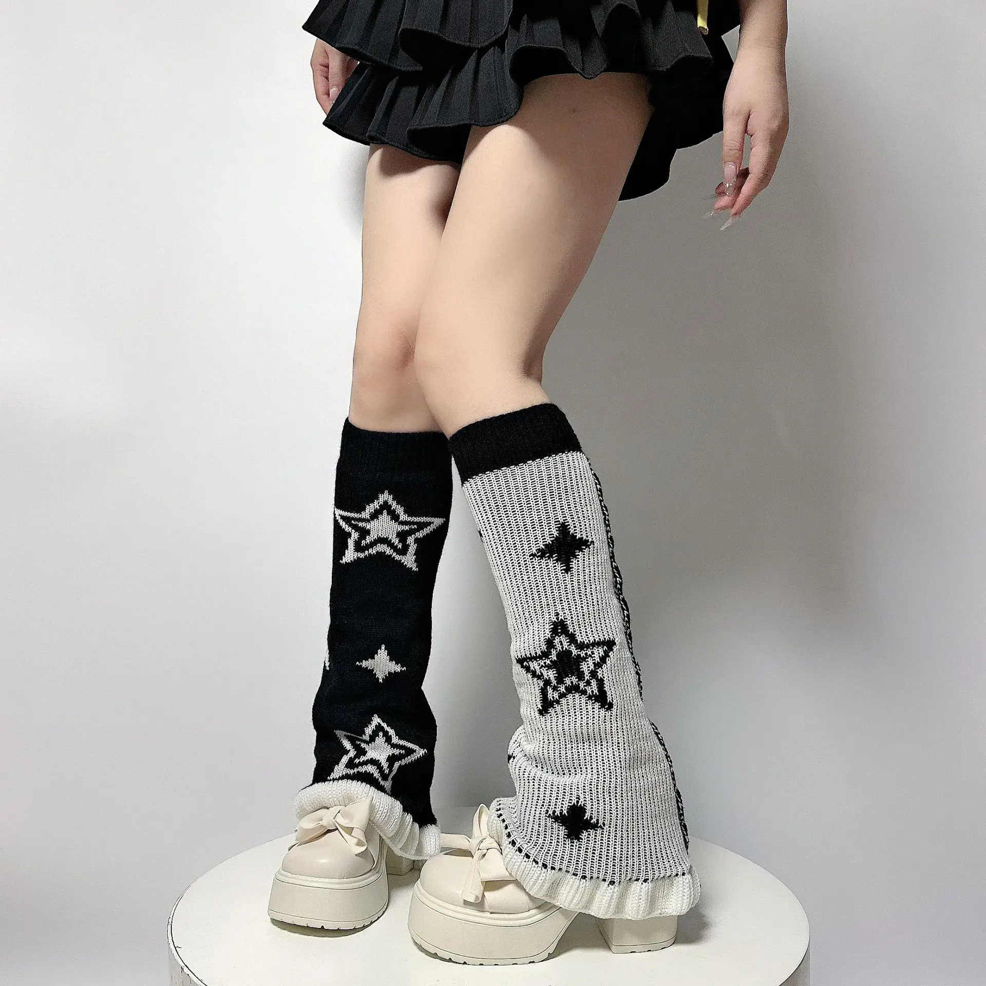 novo-conjunto-de-meias-de-perna-larga-com-estrela-de-cinco-pontas-e-renda-de-cogumelo-conjunto-de-meias-quentes-y2k-para-meninas-conjunto-de-meias-empilhaveis-jk-para-meninas