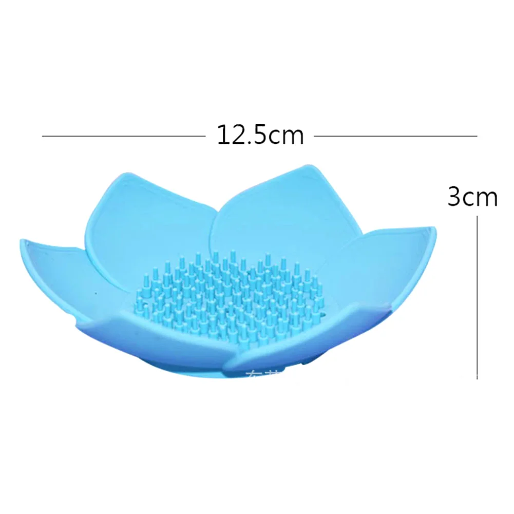 Compact Soap Dish Lotus Shape Soap Tray Bathroom Accessory Non-slip Silicone Material Portable And Compact Silicone