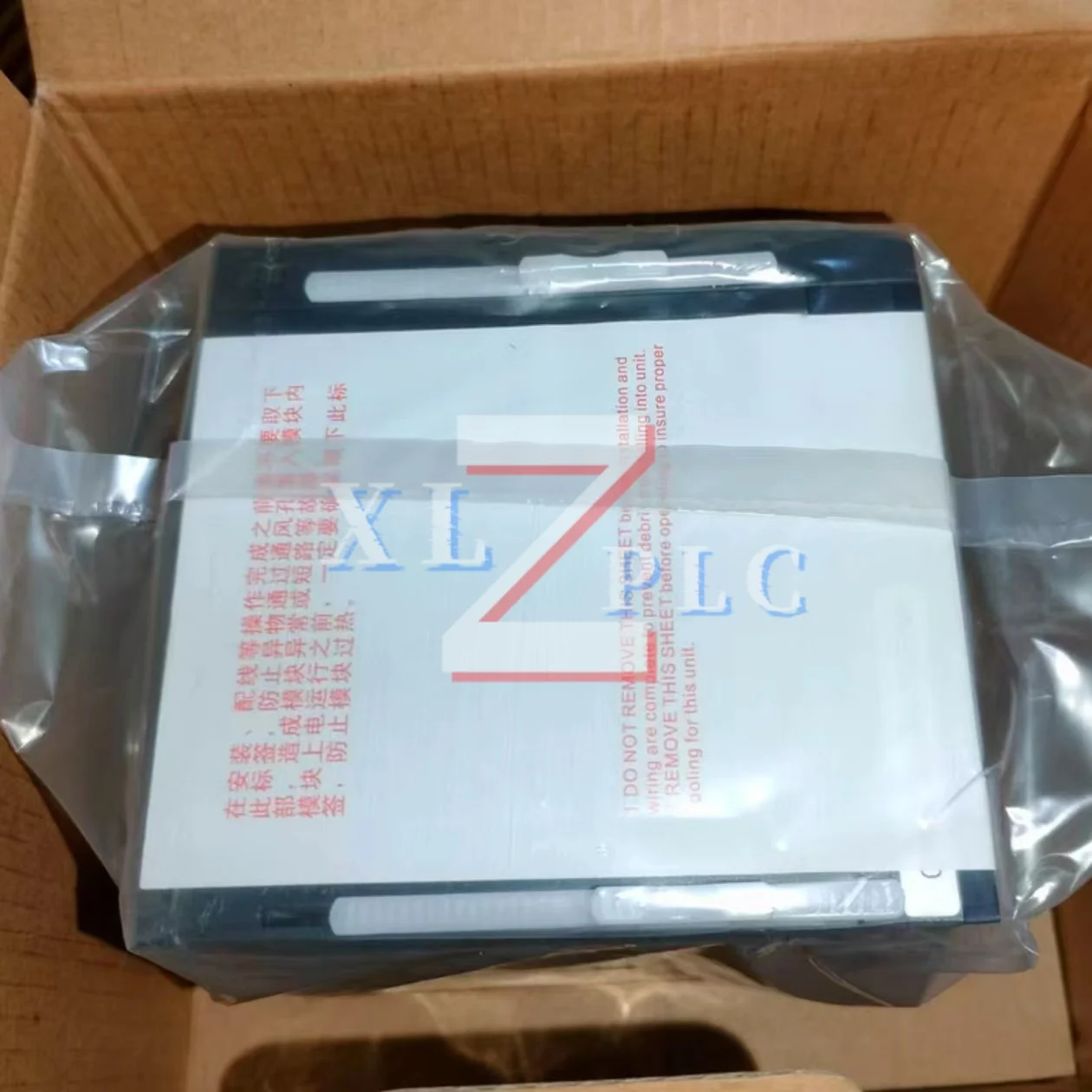 وحدة plc جديدة في الصندوق AM401-CPU1608TN AM401-CPU1608TP AM402-CPU1608TN AM402-CPU1608TP