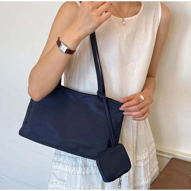 Karierte Canvas-Umhängetasche für Damen, leichte, lässige Pendler-Handtasche, Vintage-Tragetasche mit kariertem Muster und Farbblock-Design – Detail 19