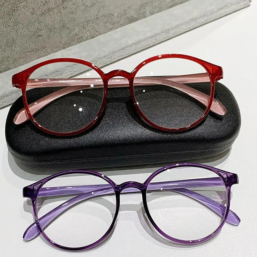 4 สี Ultralight แว่นตาอ่านหนังสือรอบสําหรับผู้หญิงผู้ชาย Anti Blue Light แว่นตา Presbyopic แว่นขยาย + 1.0 ~ + 4.0 Diopter B0D6
