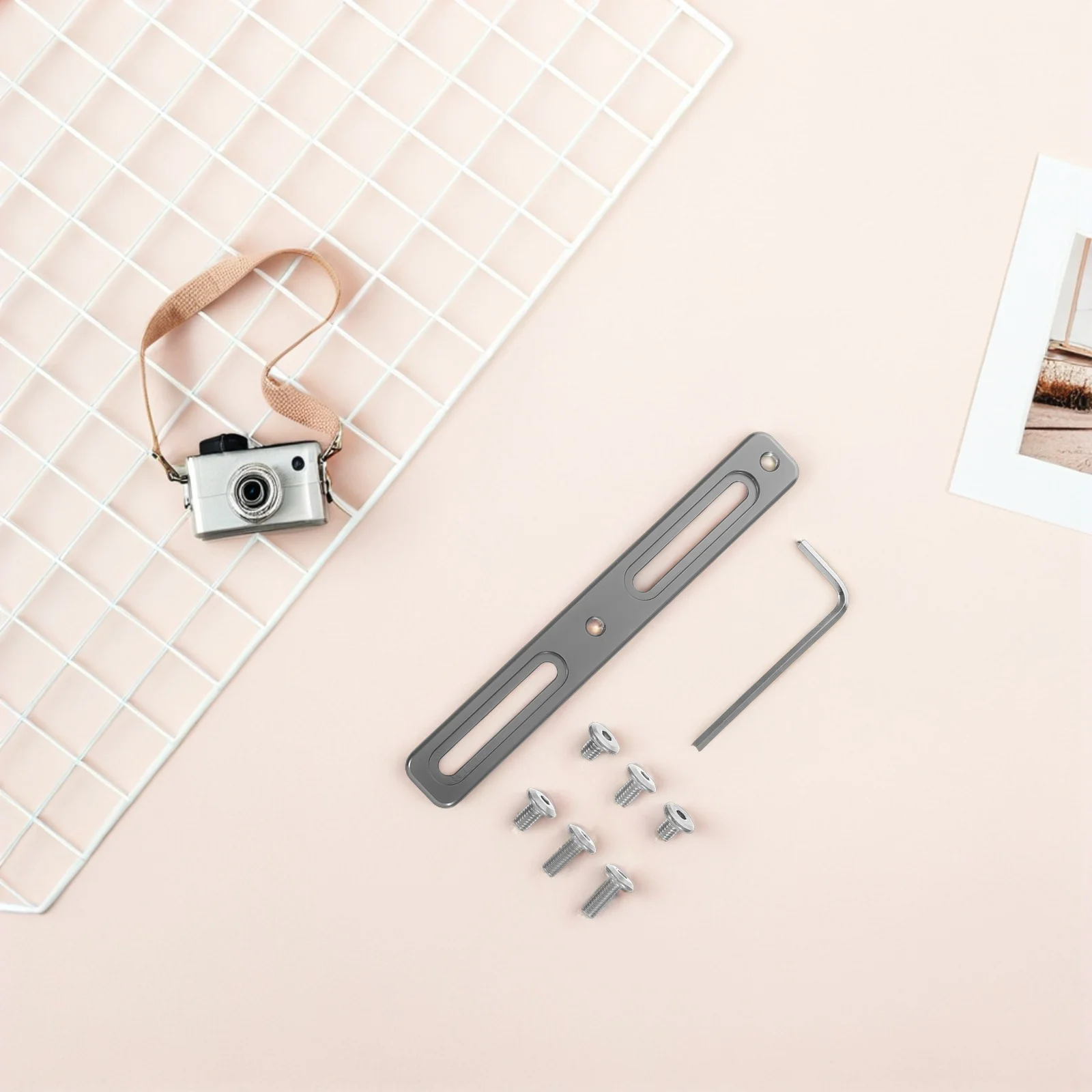 

Bikes Bottle Cage Adapter Adjustable 2-Slot Position Water Bracket Mount Cycling Water Bottle Holder for Road Mountain Bikes