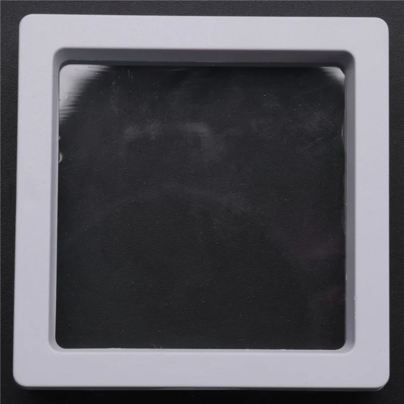 ABYO 코인 디스플레이 박스 - 90개 3D 플로팅 프레임 디스플레이 홀더 세트 (흰색 스탠드 포함), 2.75 X 2.75 X 0.75 인치