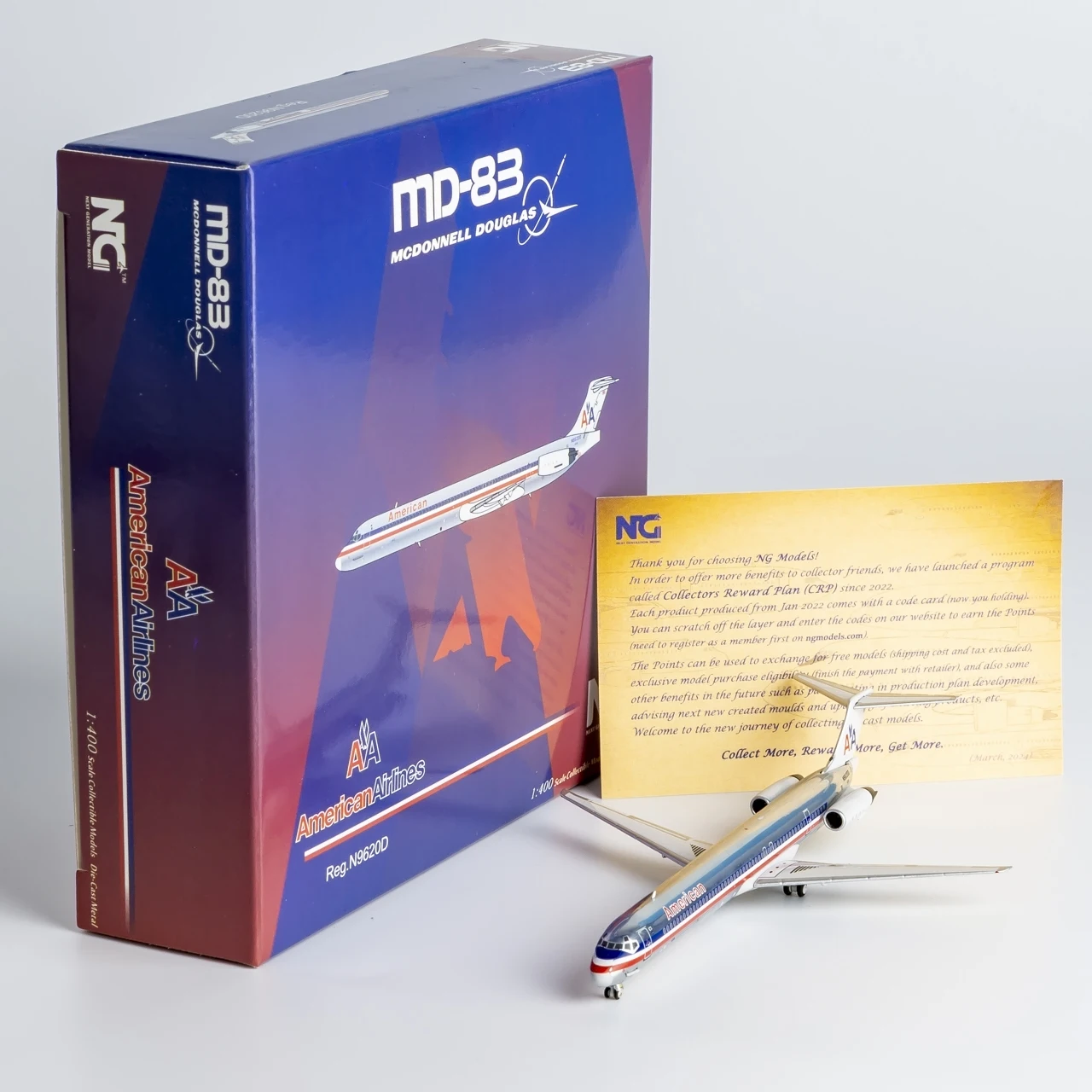 

83002 Alloy Collectible Plane Gift NG Model 1:400 American Airlines McDonnell Douglas MD-83 Diecast Aircraft Jet Model N9620D