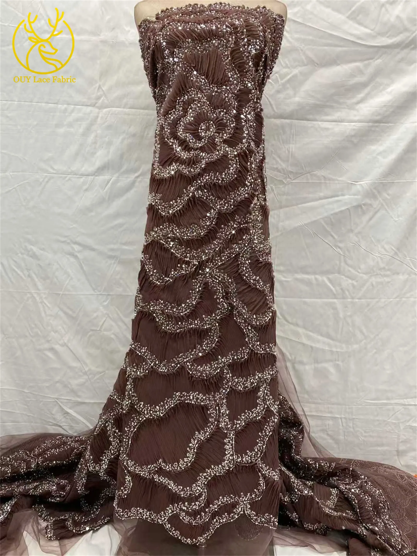 Modischer roter 3D-Französischer Mesh-Stickerei-Spitzenstoff mit Perlen und Pailletten, afrikanischer nigerianischer Spitzenstoff zum Nähen von Abendkleidern – Detail 8