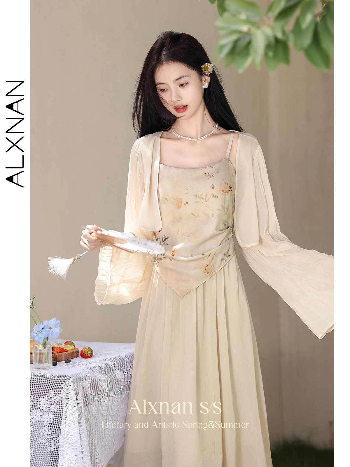 

ALXNAN Long Sleeve Shirt for Women 2024 Summer New Casual Loose V-neck Cardigan Solid Cropped Folds Woman Tops Clothing L35330SY