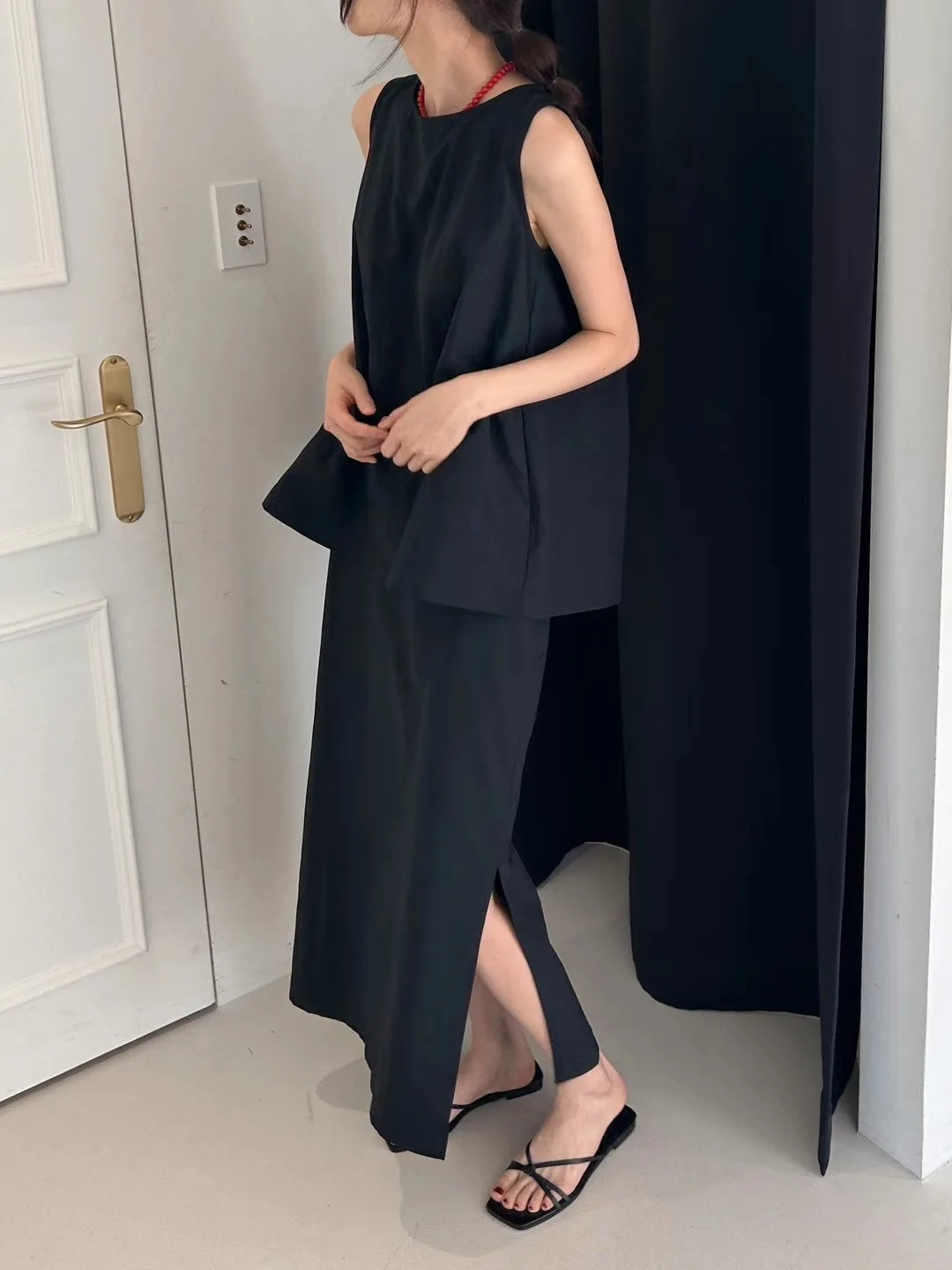 

Шикарный ажурный дизайн, летний универсальный жилет, комплект с юбкой с разрезом и высокой талией, женский модный наряд, повседневный комплект для поездок на работу