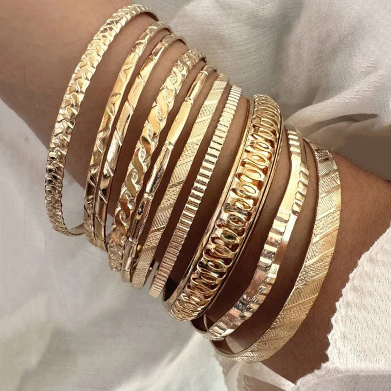 

Набор из 10 модных браслетов золотистого цвета с текстурной поверхностью для женщин, в стиле бохо, минималистичные, регулируемые, многослойные, скрученные браслеты, повседневные украшения
