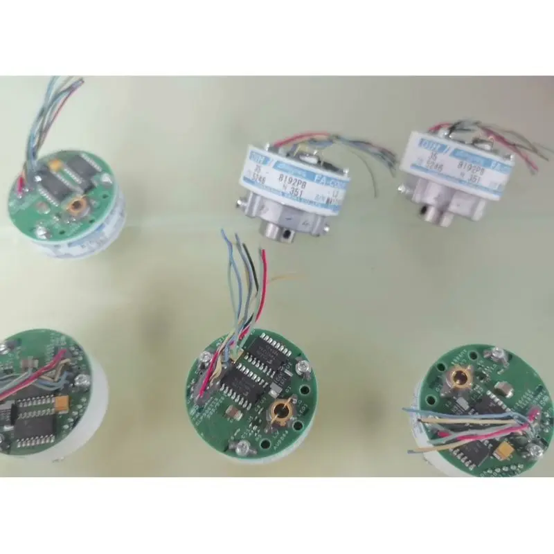 

Б/у энкодер TS5246N351, протестирован, в хорошем состоянии.