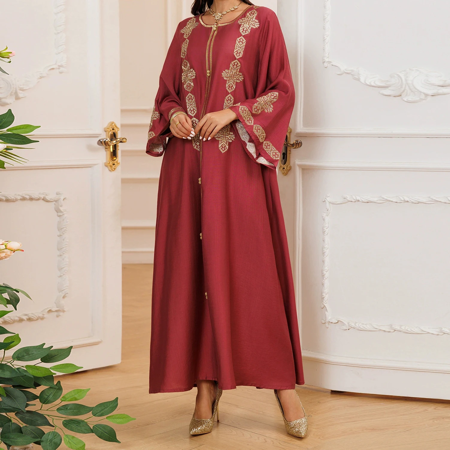 

Muslim Middle Eastern robe Dubai embroidered dress Arabic clothing-GZXX640