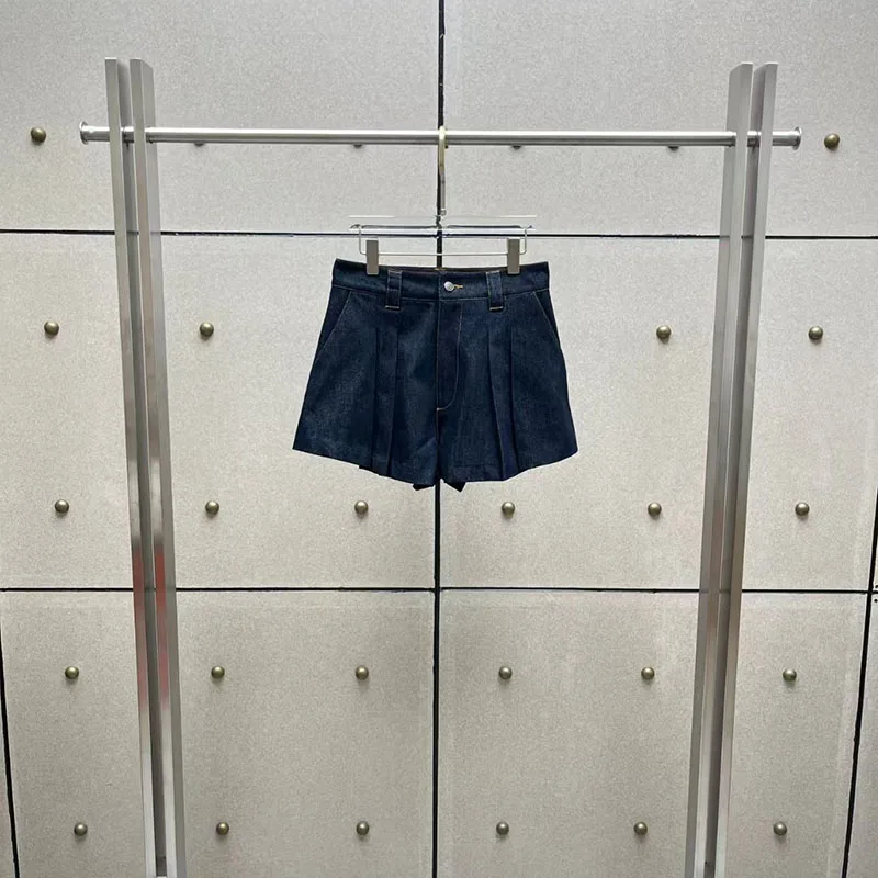 Women's Washed Denim Shorts, Casual and Versatile Pleated Hot Pants, High-Quality Commuter Mini Shorts, 2026, New Arrival, Y2K