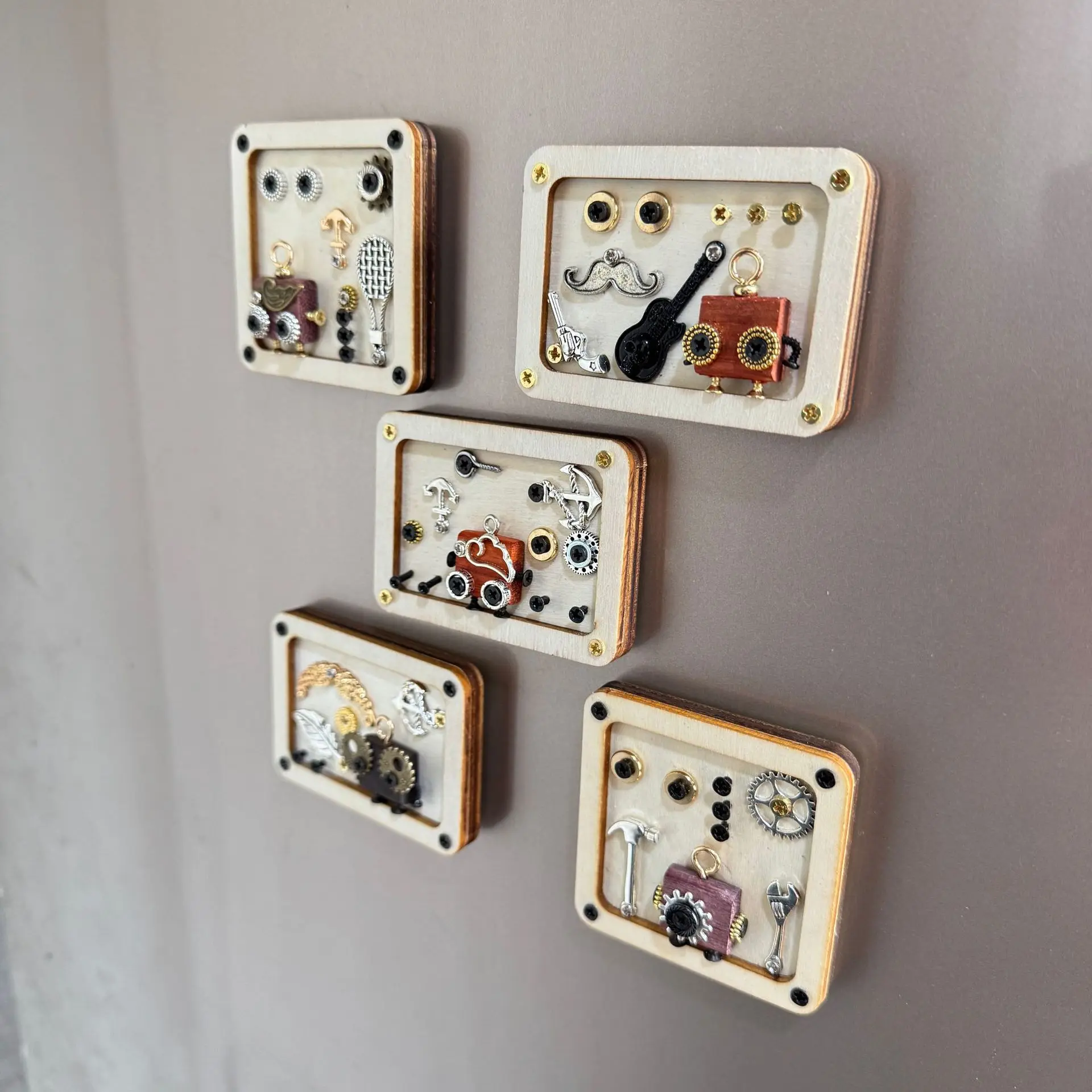 5pcs/set Handmade Punk Robot Wood Refrigerator Magnets Creative Modern Small Commodity Souvenir Trendy Home Decoration Magnetic