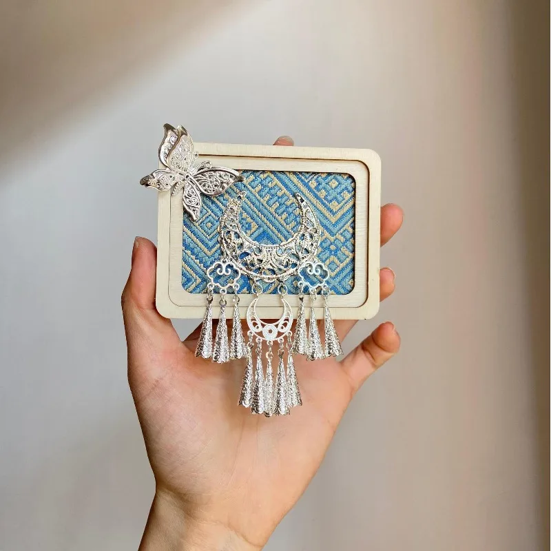Exquisite Authentic Vintage Handmade Guangxi Zhuang Brocade Fridge Magnet Cultural Ethnic Style Home Wall Decor Ornament Gift
