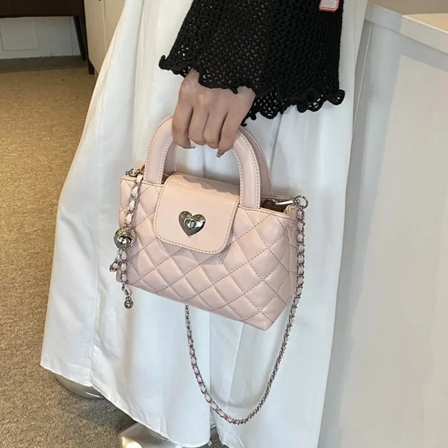 

New fashion small aroma style texture handbag plaid chain bag senior sense of niche senior shoulder crossbody women's bags