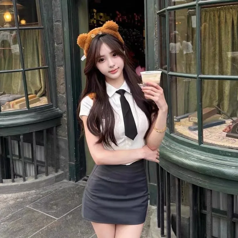 

Korean Academy Style Sweet And Spicy College orm White Slim Fit irt And Skirt Two Piece Set for Women Summer Faion Full Set
